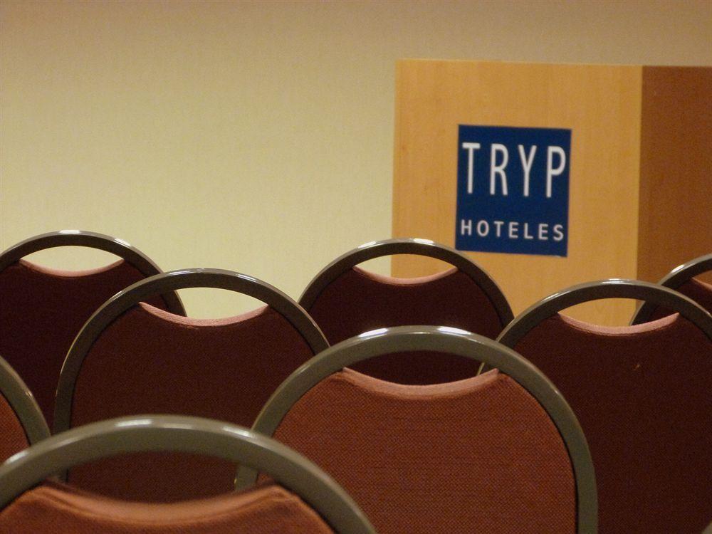 Tryp Montevideo Hotel Exterior foto
