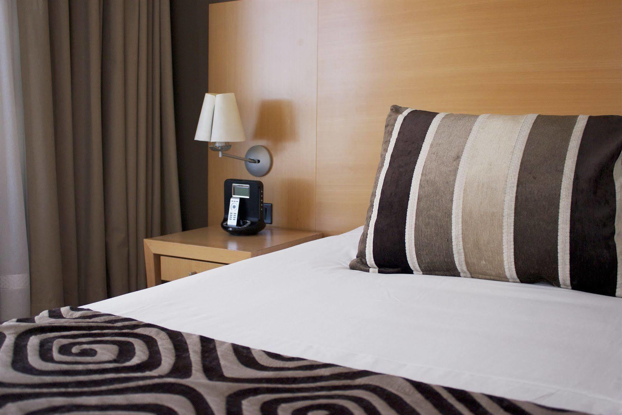 Tryp Montevideo Hotel Exterior foto